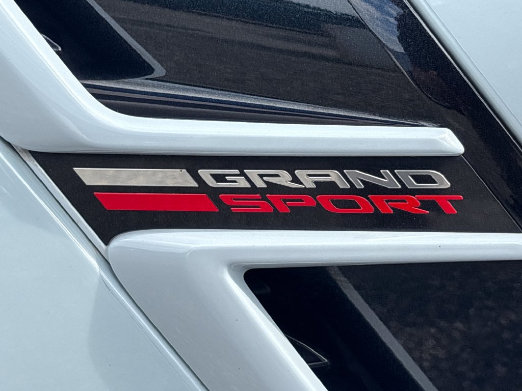 Used 2019 Chevrolet Corvette Grand Sport w/ Carbon Flash Badge Package RWD image 42