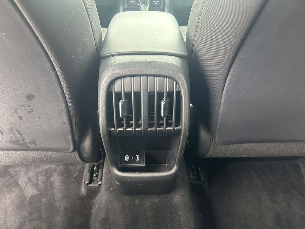 Used 2025 Hyundai Kona SEL FWD image 31