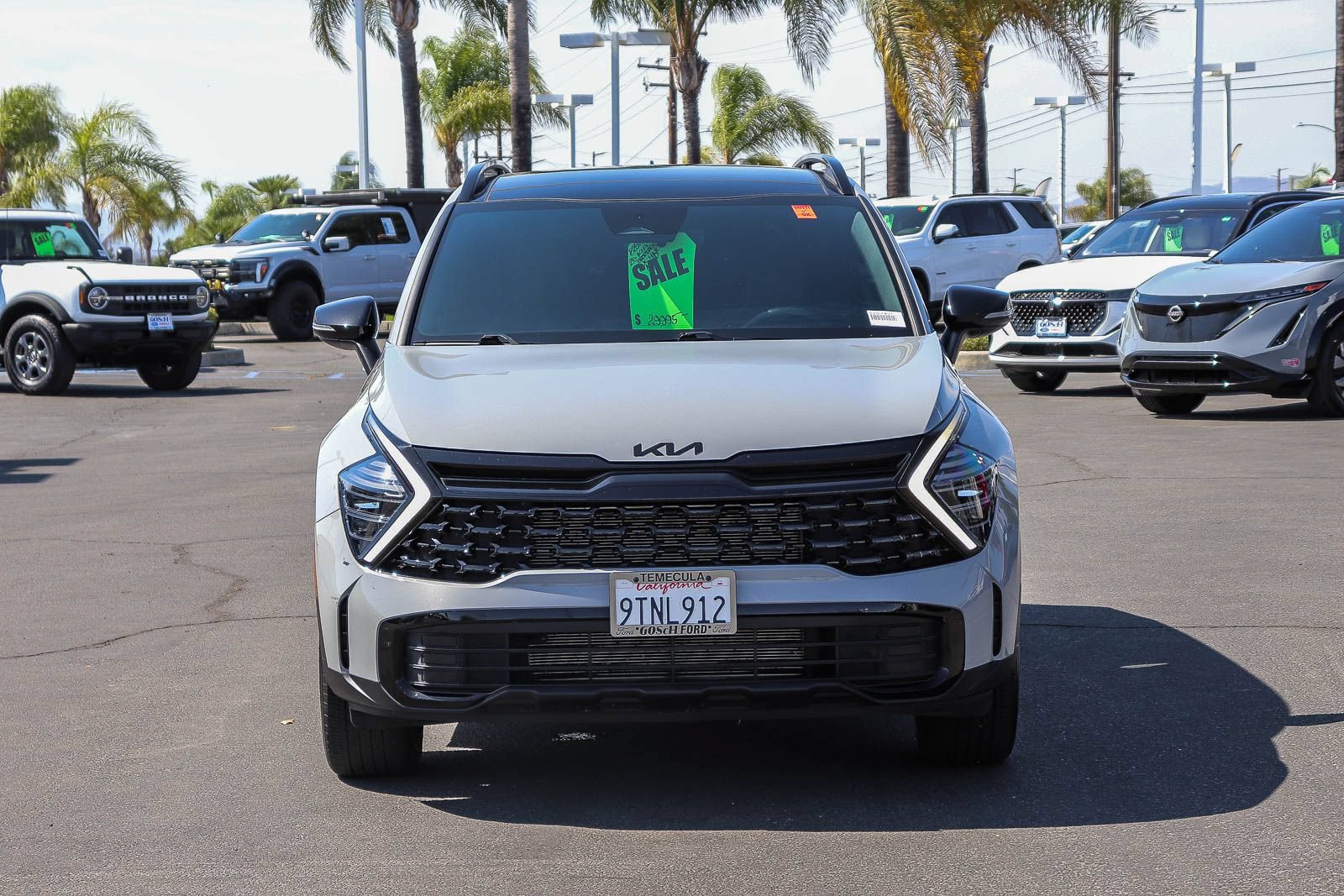 Used 2025 Kia Sportage X-Line w/ Premium Package AWD/4WD image 2