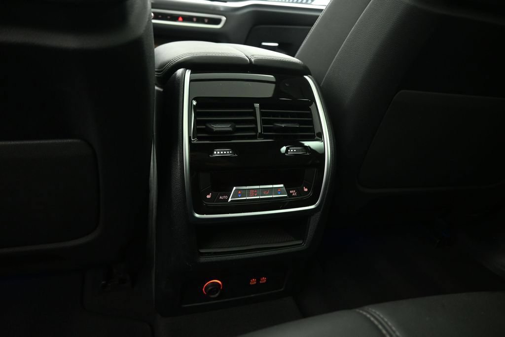 Used 2024 BMW X5 xDrive40i AWD/4WD image 21