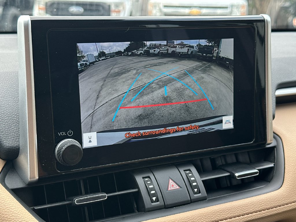 Used 2024 Toyota RAV4 XLE Premium FWD image 17