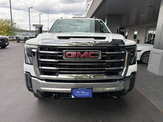 Used 2024 GMC Sierra 3500 SLE w/ SLE Value Package AWD/4WD image 2