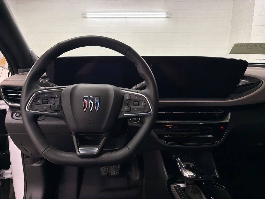 Used 2025 Buick Envista Avenir FWD image 9