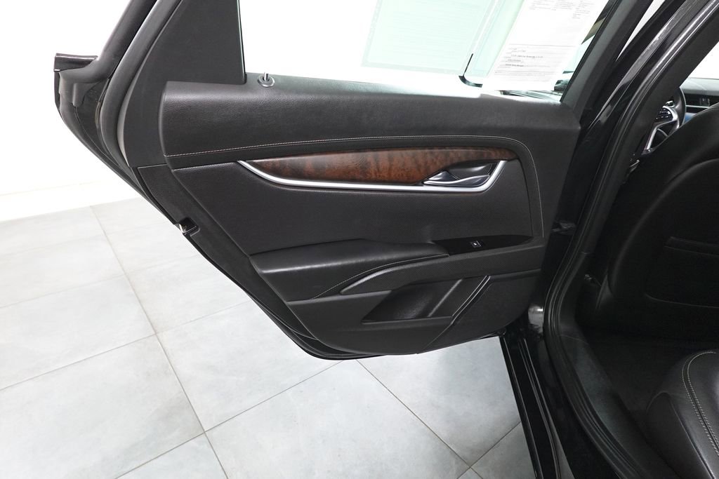 Used 2018 Cadillac XTS Luxury image 22