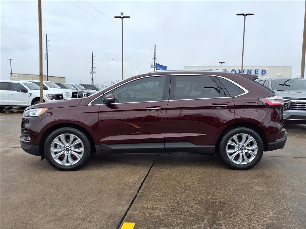 Certified 2020 Ford Edge Titanium image 3
