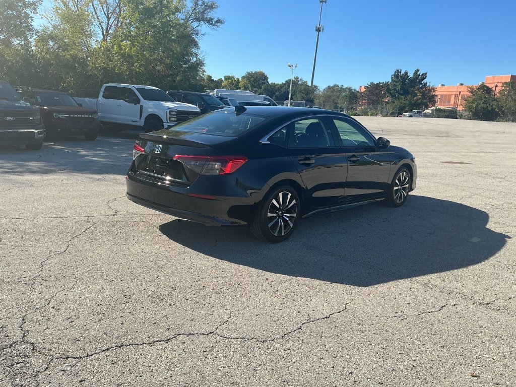 Used 2024 Honda Civic EX image 5