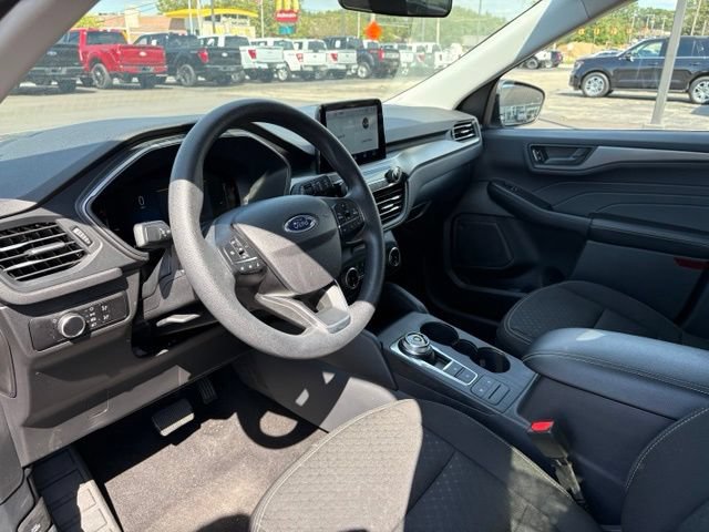 Certified 2025 Ford Escape Active AWD/4WD image 19