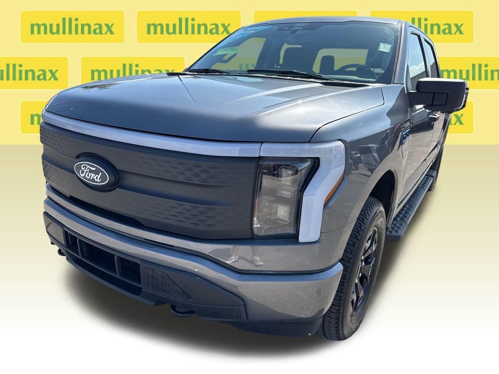 Certified 2025 Ford F150 Lightning XLT AWD/4WD image 10