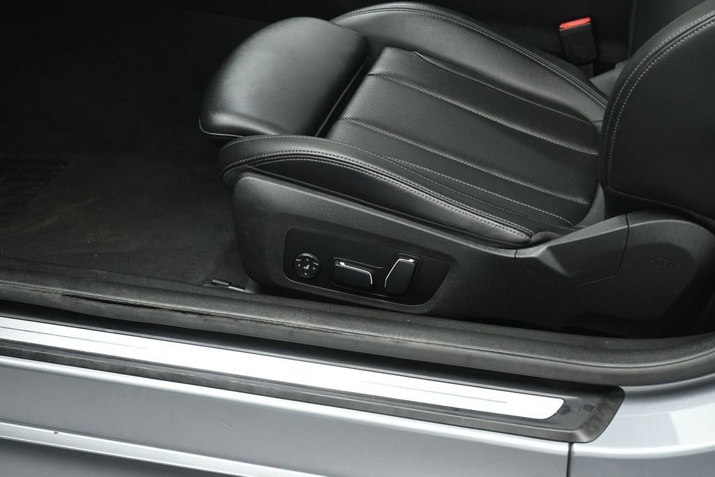 Used 2025 BMW 430i xDrive Convertible AWD/4WD image 11