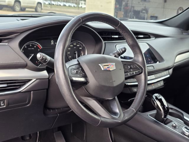 Used 2023 Cadillac XT4 Premium Luxury w/ LPO, Onyx Lite Package image 23