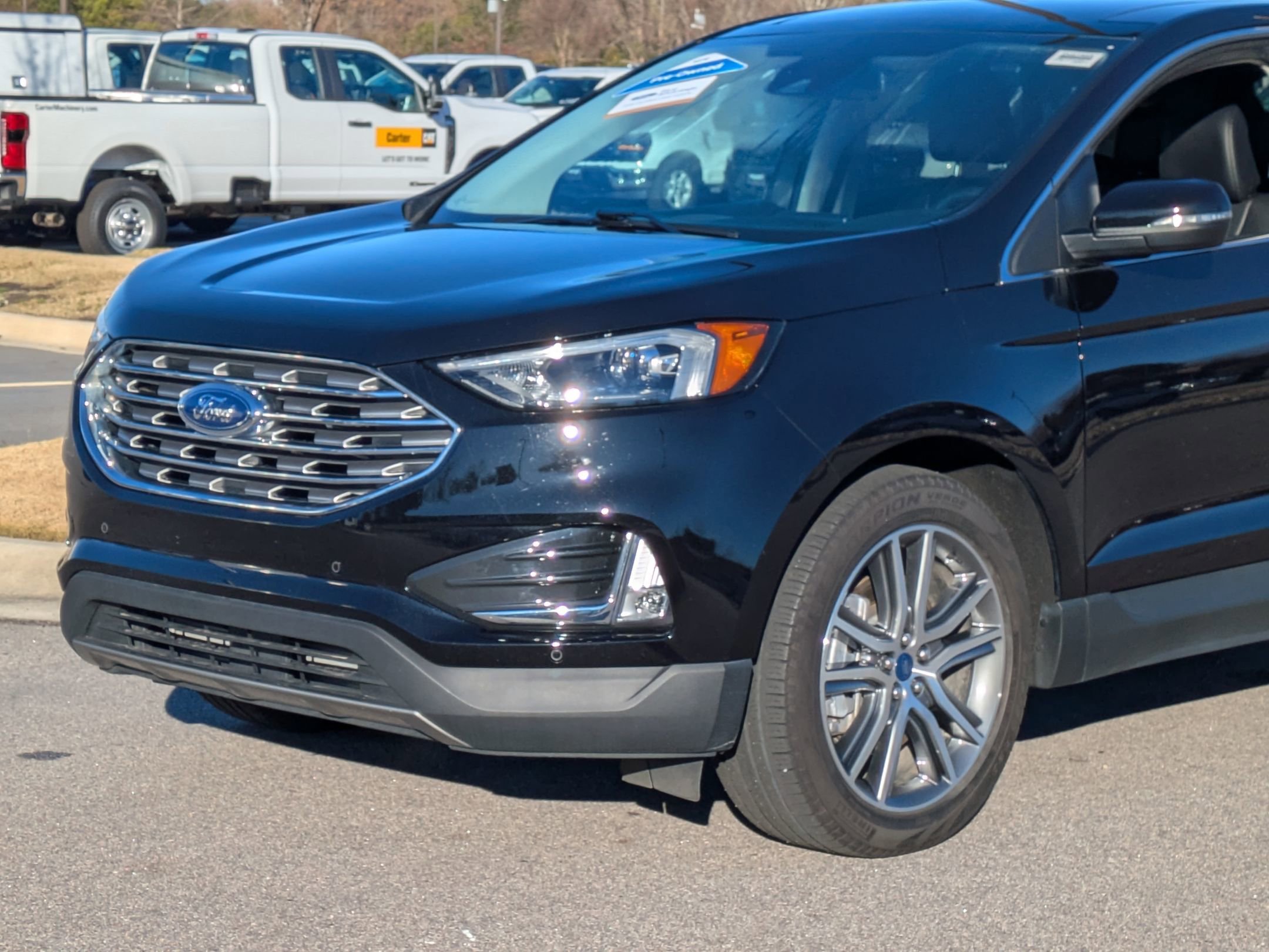 Certified 2022 Ford Edge Titanium w/ Class II Trailer Tow Package image 2