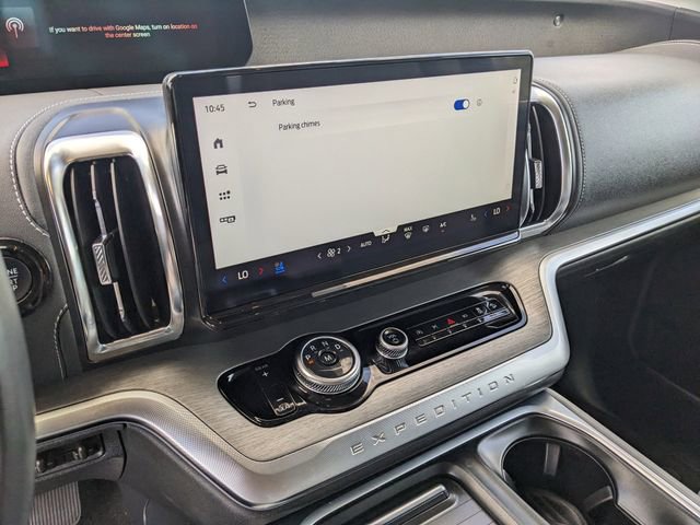 Certified 2025 Ford Expedition Max Platinum w/ Driver's Package AWD/4WD image 26