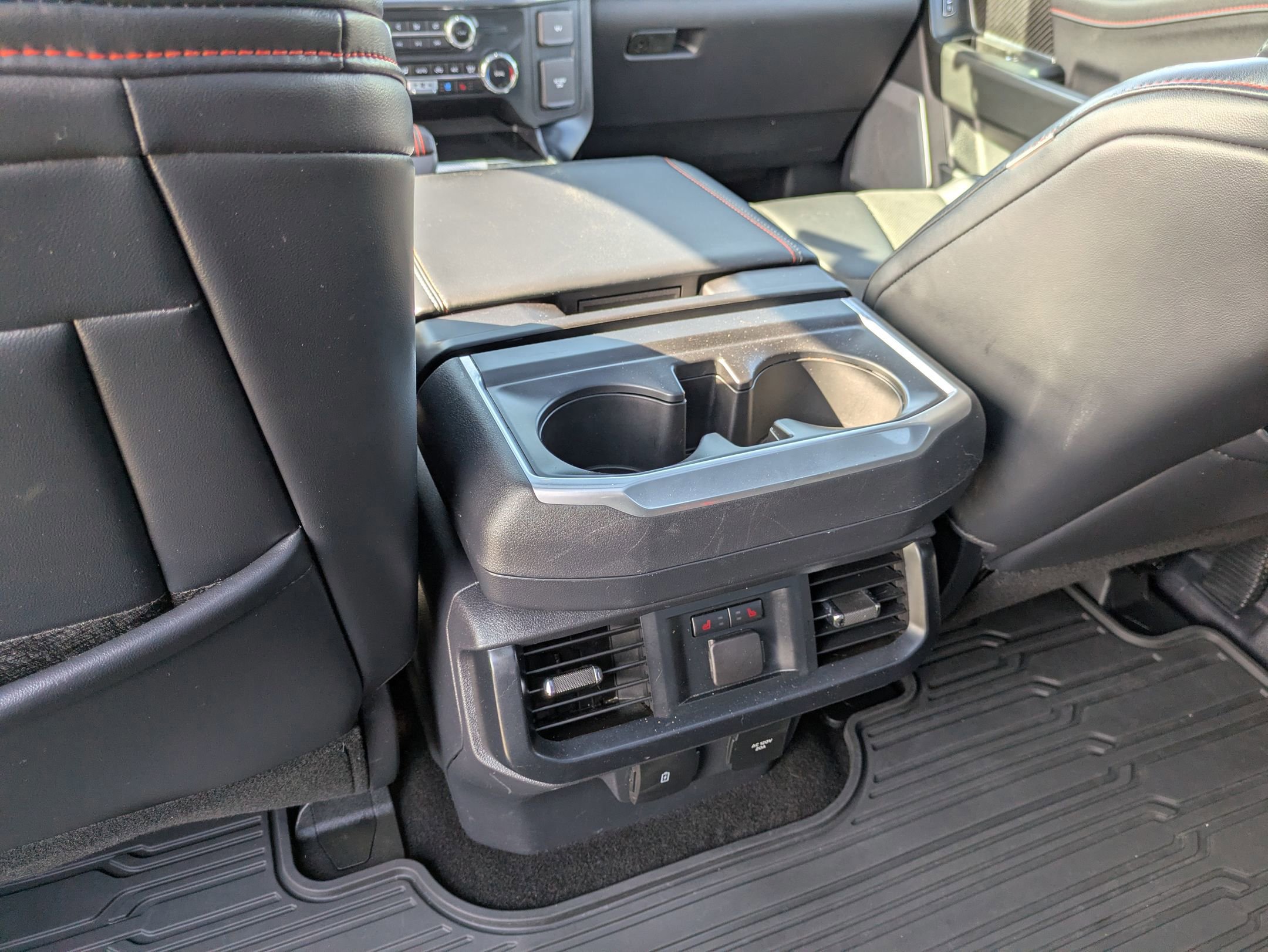 Certified 2024 Ford F150 Raptor image 34