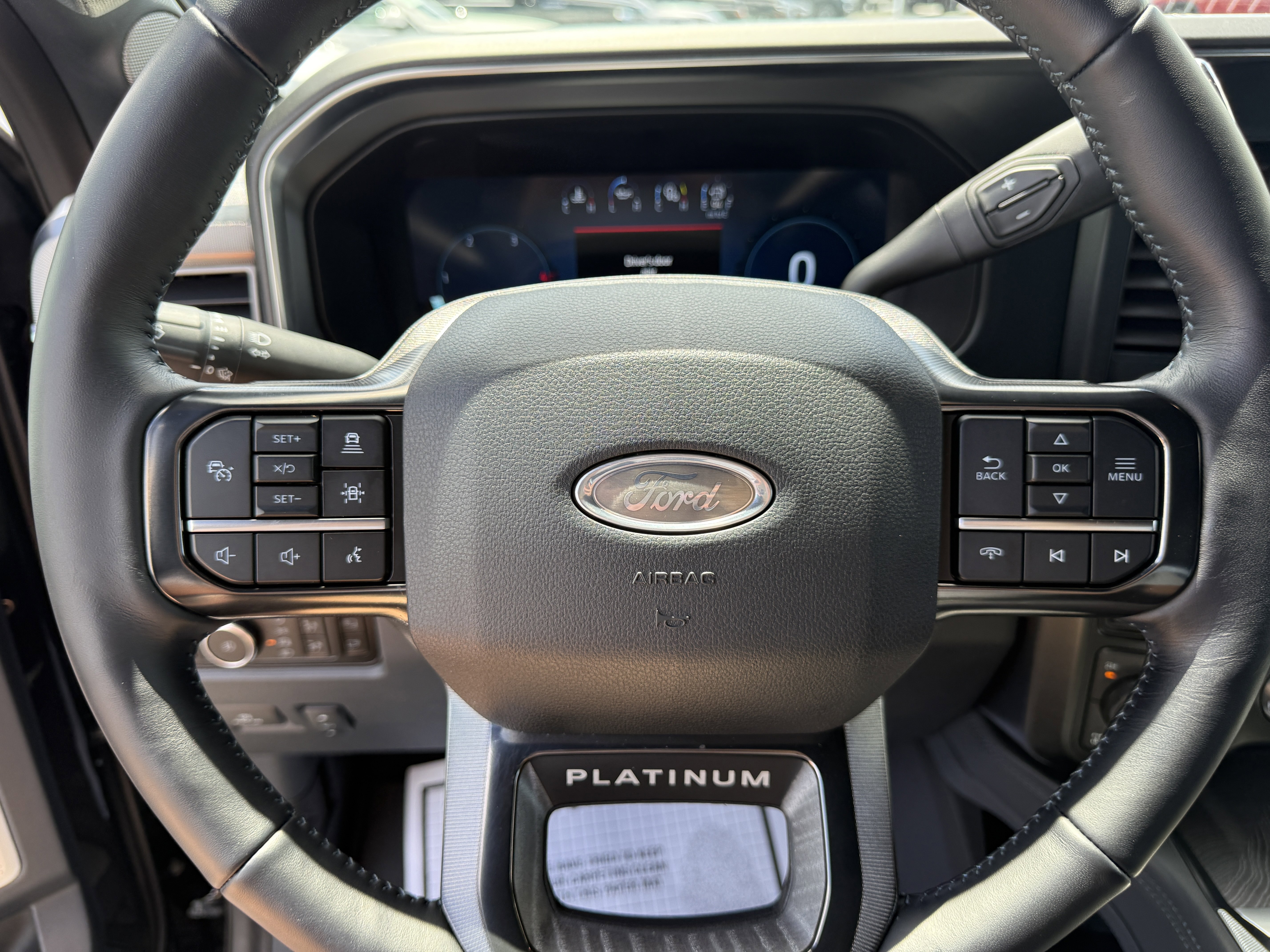 Certified 2025 Ford F250 Platinum w/ FX4 Off-Road Package image 28