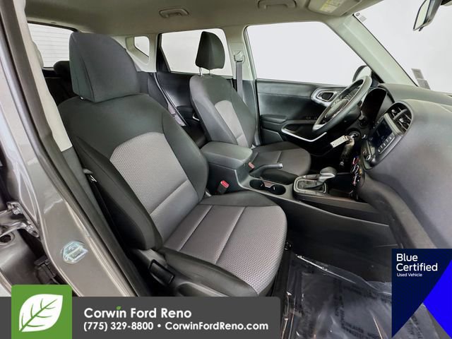 Used 2025 Kia Soul LX image 28