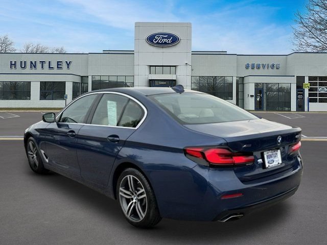 Used 2023 BMW 530i xDrive w/ Convenience Package AWD/4WD image 5