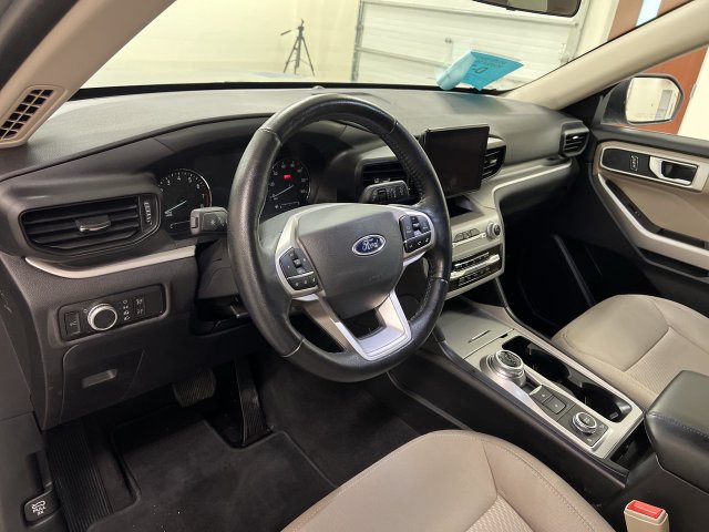 Certified 2023 Ford Explorer XLT AWD/4WD image 13