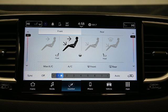 Used 2024 Chrysler Pacifica Touring-L FWD image 37