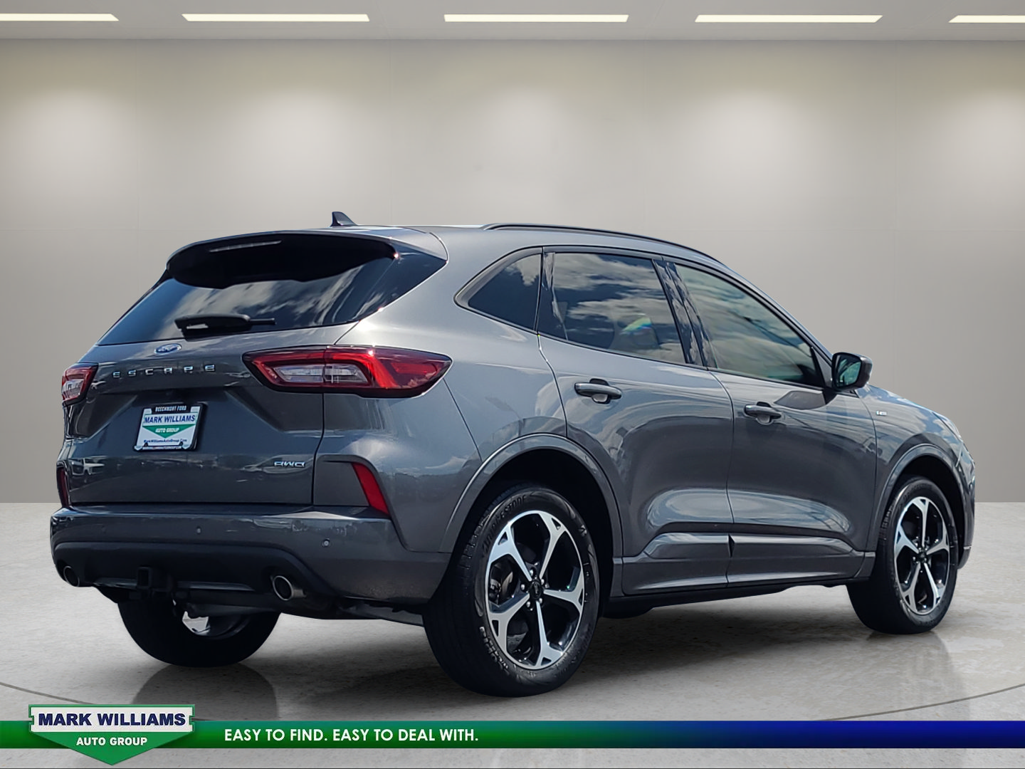 Certified 2023 Ford Escape ST-Line Select w/ Tech Pack #2 AWD/4WD image 4