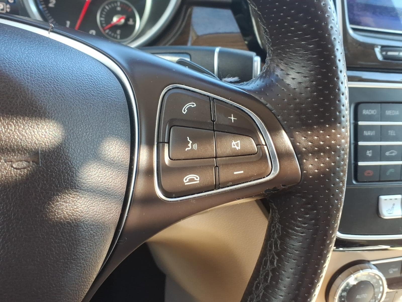Used 2017 Mercedes-Benz GLE 350 4MATIC image 17