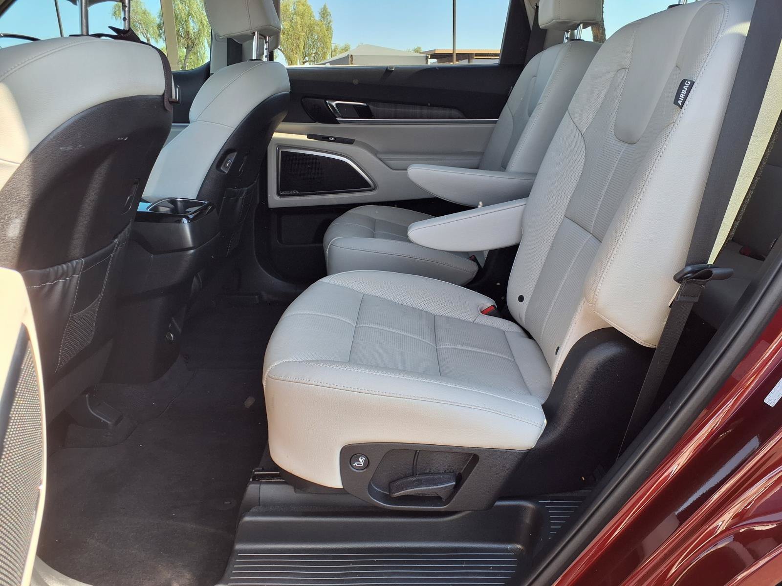 Used 2024 Kia Telluride SX AWD/4WD image 17