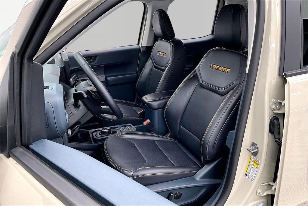 Certified 2025 Ford Maverick Tremor image 26