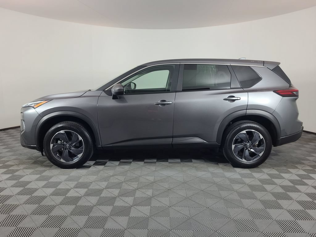 Used 2025 Nissan Rogue SV FWD image 6