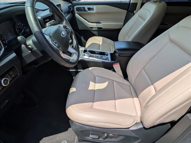 Certified 2024 Ford Explorer XLT w/ Equipment Group 202A AWD/4WD image 15