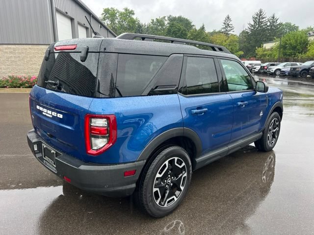 Certified 2023 Ford Bronco Sport Outer Banks w/ Tech Package AWD/4WD image 5