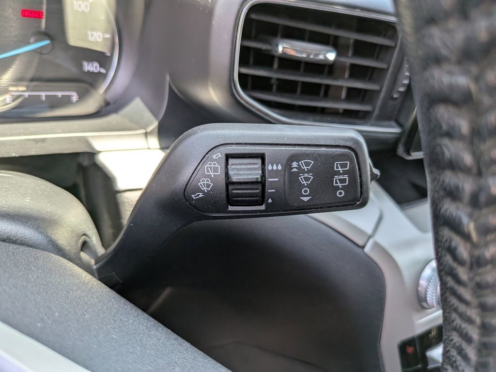 Certified 2021 Ford Explorer XLT w/ Equipment Group 202A RWD image 31