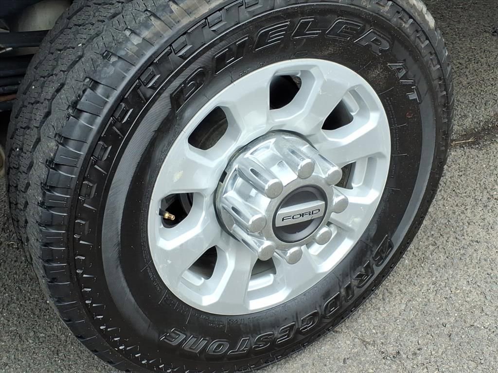 Certified 2023 Ford F350 XLT w/ 360-Degree Camera Package image 7