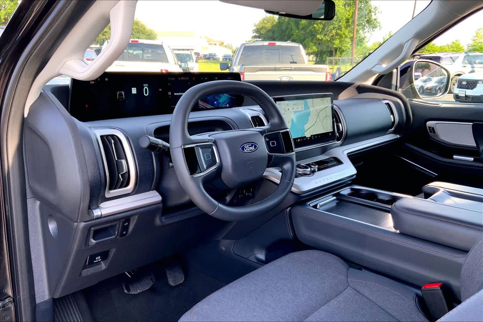 Certified 2025 Ford Expedition Active RWD image 16