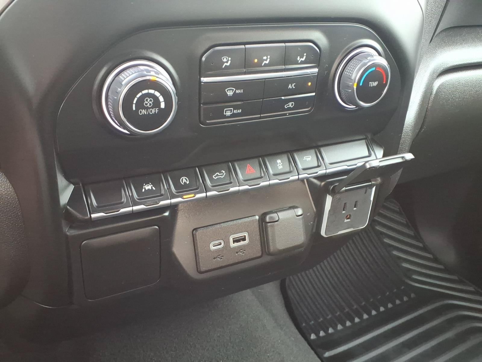 Used 2023 Chevrolet Silverado 1500 Custom RWD image 26