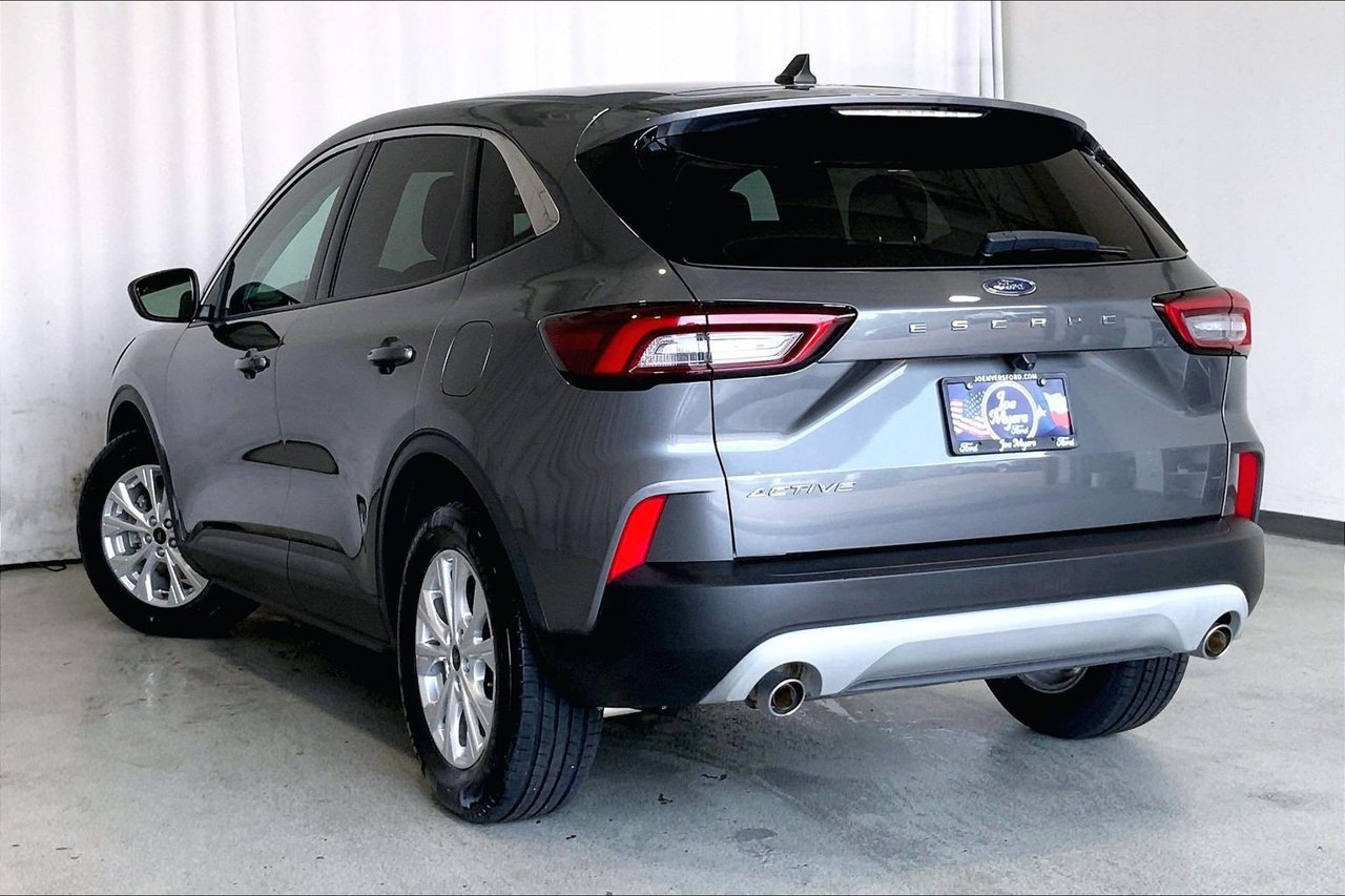 Certified 2024 Ford Escape Active FWD image 9
