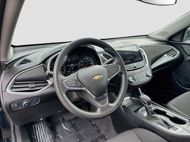Used 2024 Chevrolet Malibu LT FWD image 9