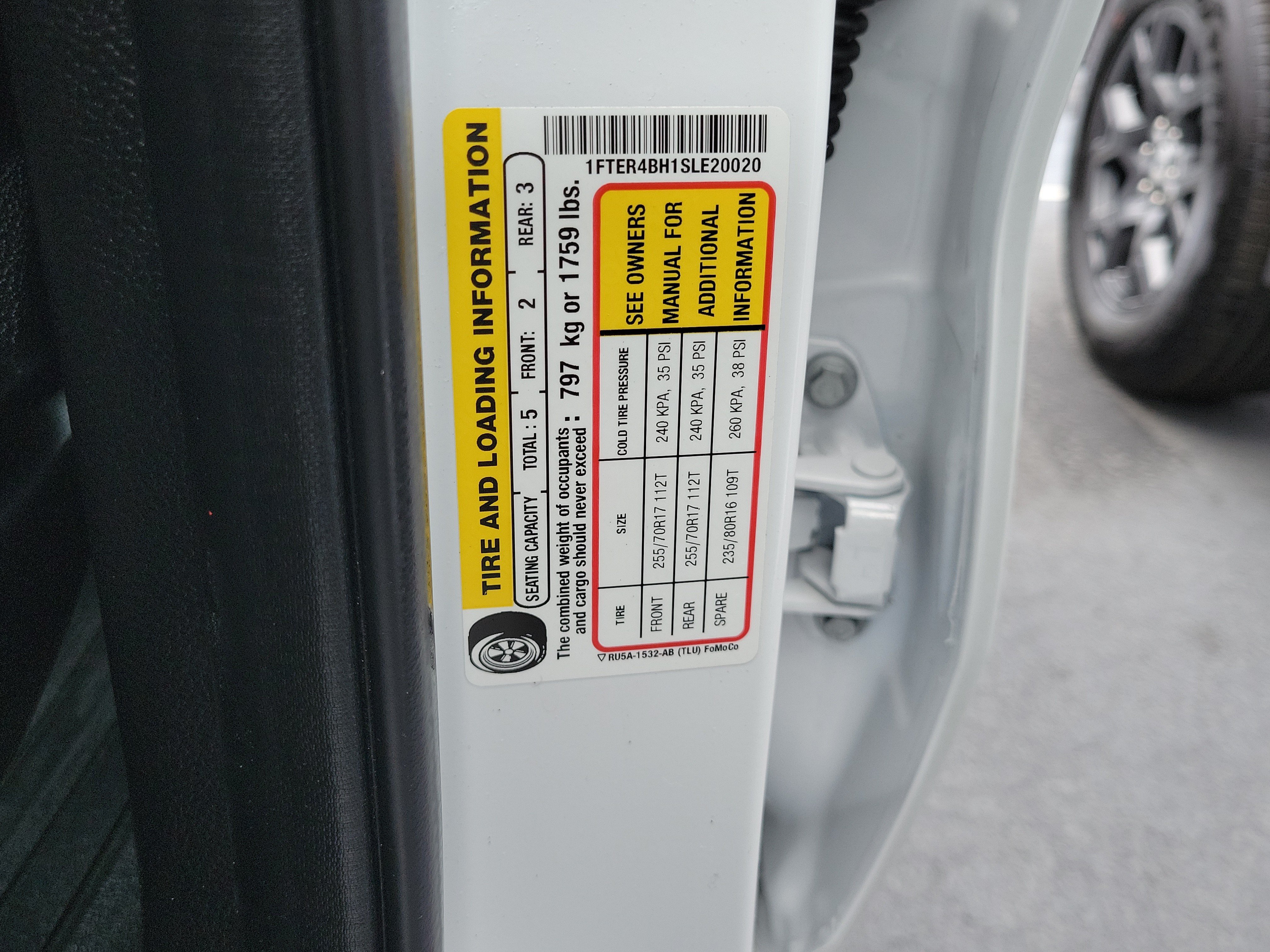 Certified 2025 Ford Ranger XL w/ Trailer Tow Package RWD image 30