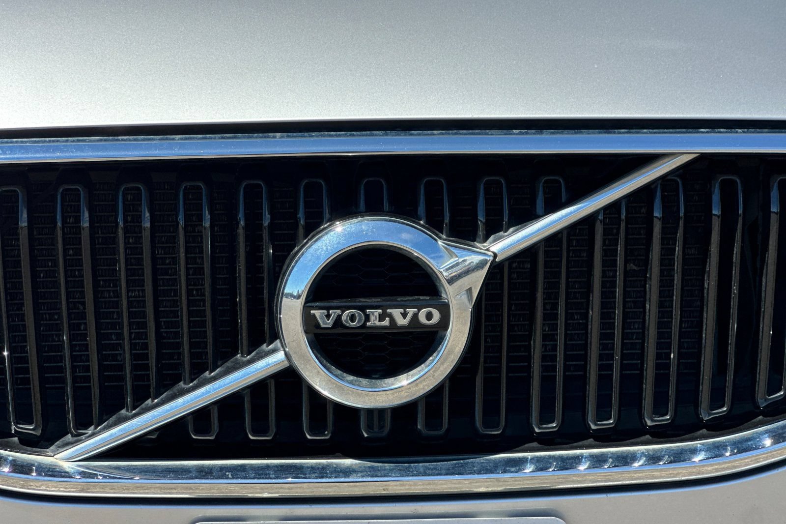 Used 2020 Volvo XC60 T5 Momentum w/ Premium Package AWD/4WD image 47