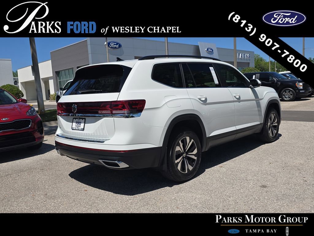 Used 2025 Volkswagen Atlas SE FWD image 3