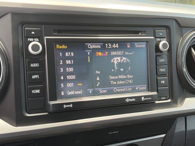 Used 2019 Toyota Tacoma SR5 AWD/4WD image 9