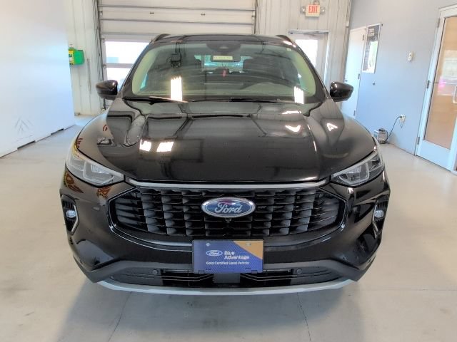 Certified 2024 Ford Escape Platinum AWD/4WD image 8