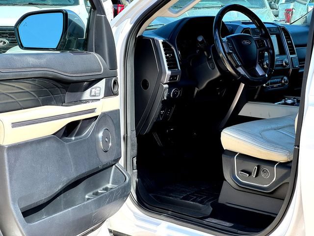 Certified 2019 Ford Expedition Max Platinum RWD image 9