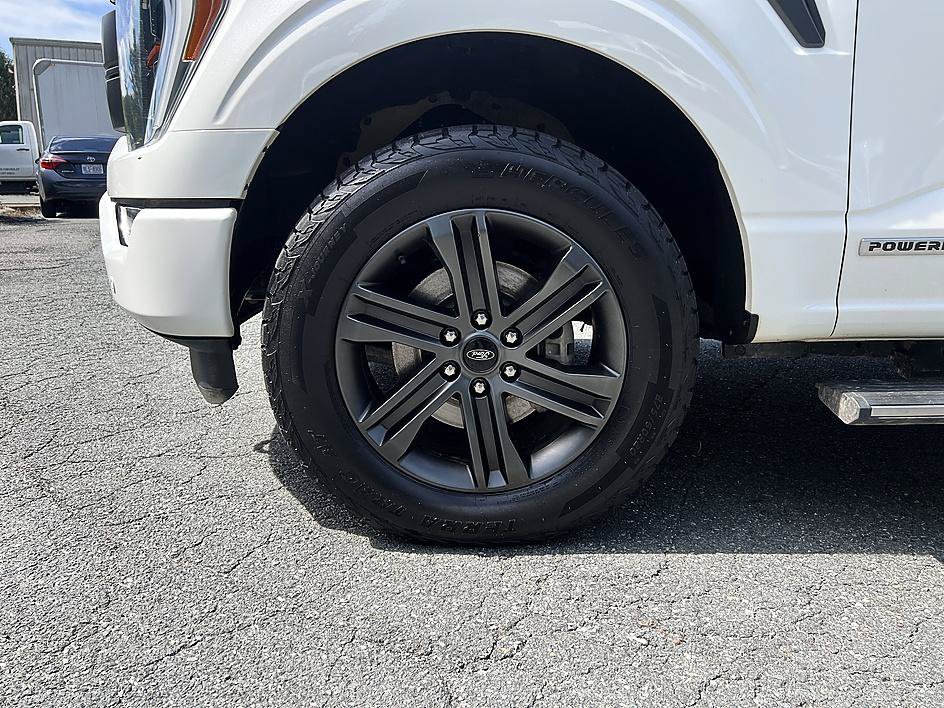 Certified 2022 Ford F150 Lariat w/ Equipment Group 502A High AWD/4WD image 8
