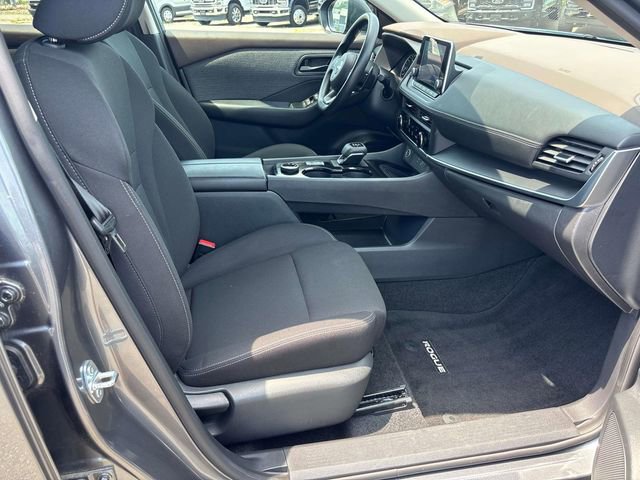 Used 2023 Nissan Rogue S image 13