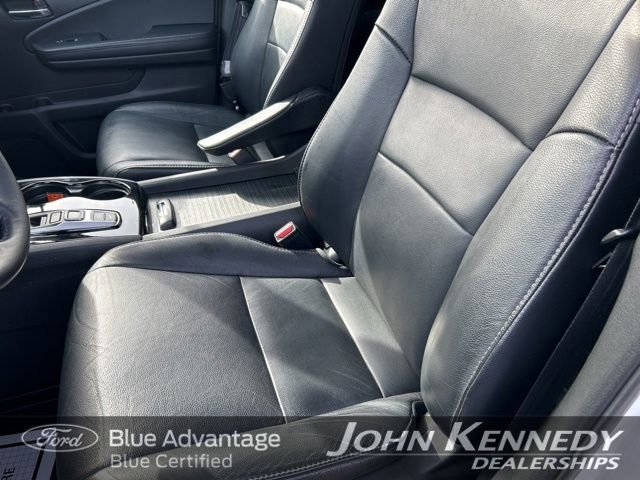 Used 2017 Honda Pilot Touring image 17