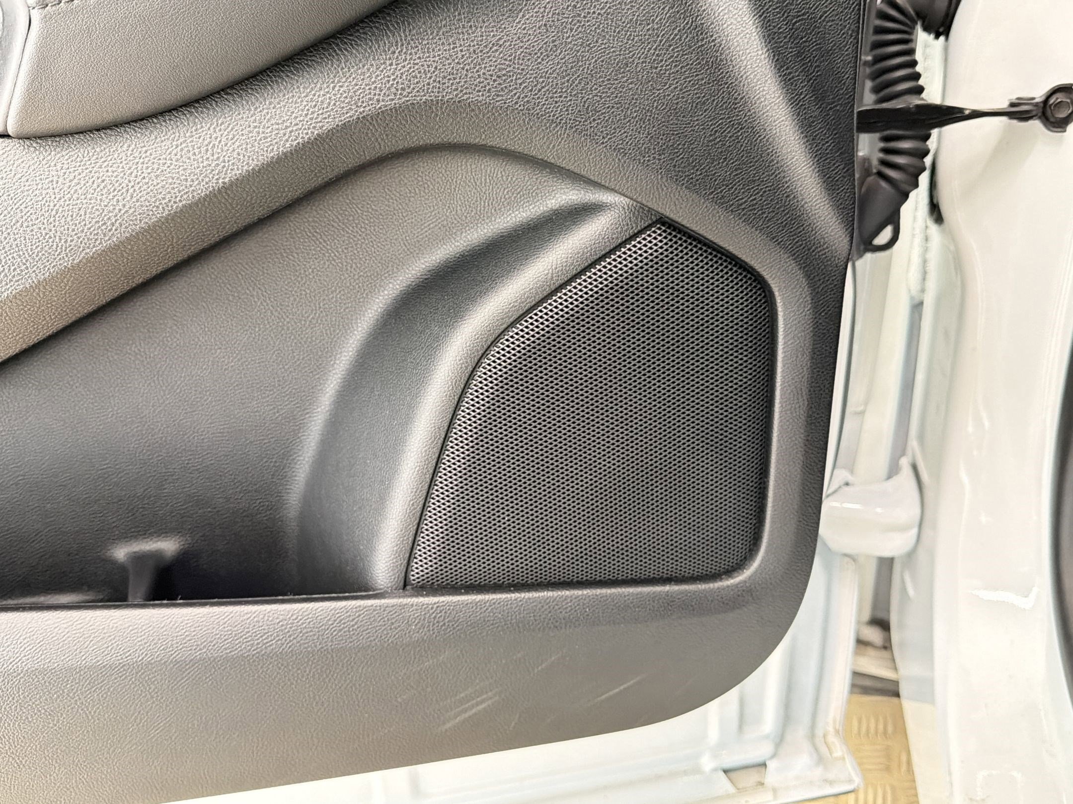 Certified 2024 Ford Edge SE w/ Black Appearance Package image 21