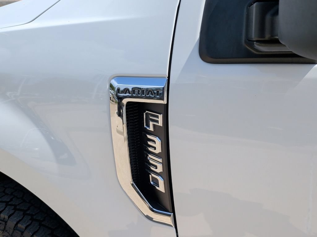 Certified 2022 Ford F350 Lariat w/ Lariat Value Package AWD/4WD image 38