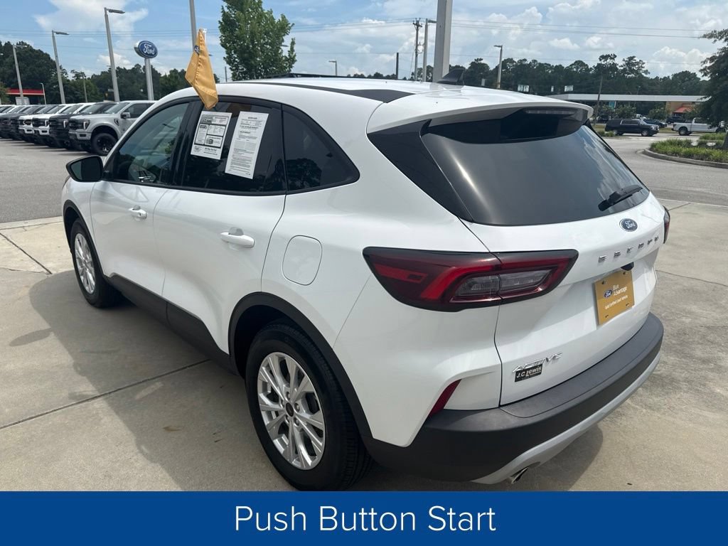 Certified 2025 Ford Escape Active FWD image 4