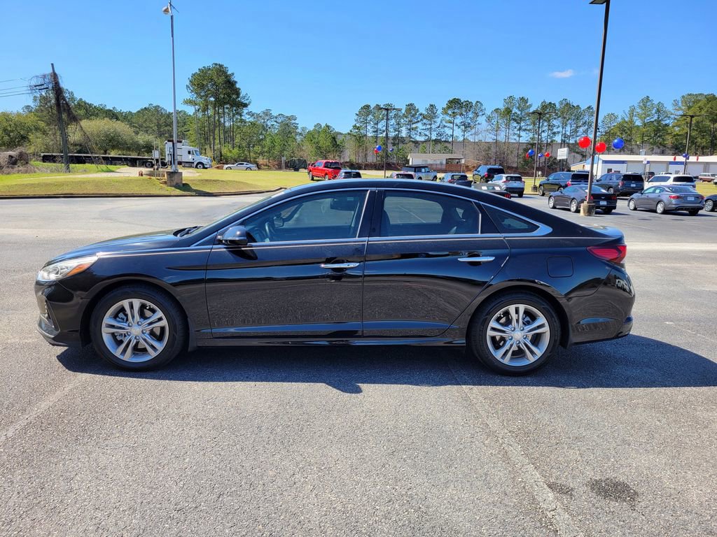 Used 2018 Hyundai Sonata Limited image 2
