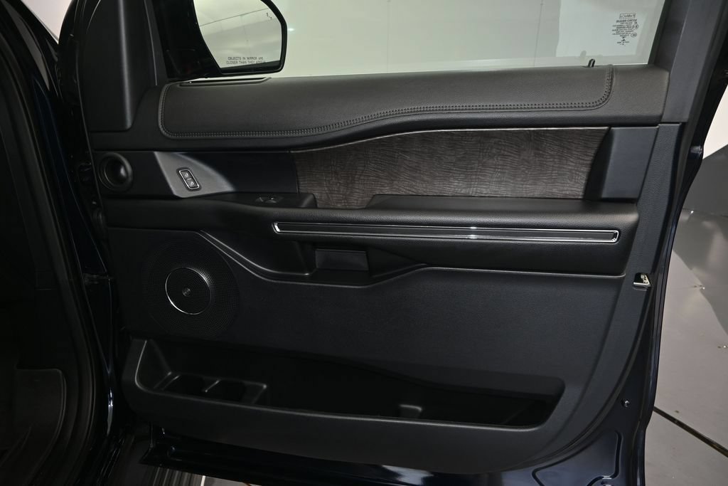 Certified 2021 Ford Expedition Limited AWD/4WD image 15