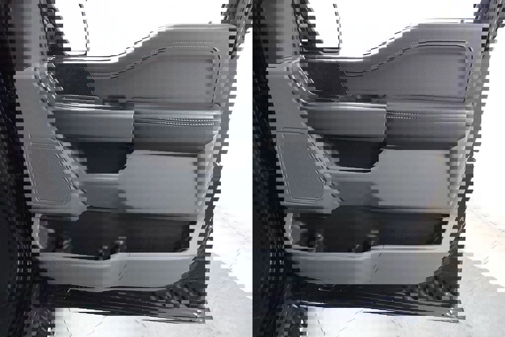 Certified 2022 Ford F150 XLT w/ Equipment Group 302A High image 30